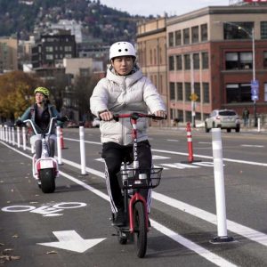 PBOT report finds bike infrastructure key to e-scooter usage