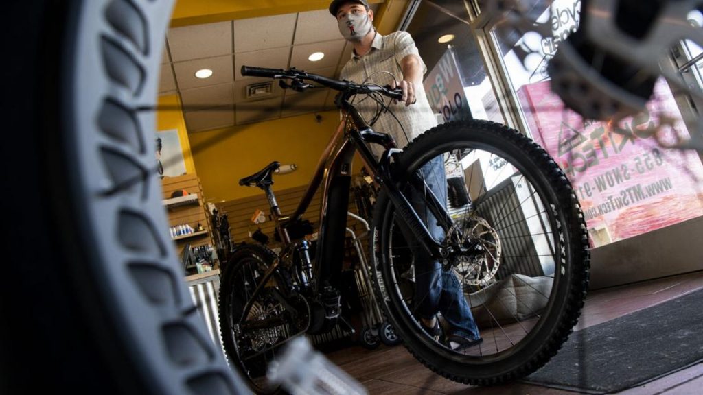 Beat feet or battery assist: E-bike rules cloudy at hunting time